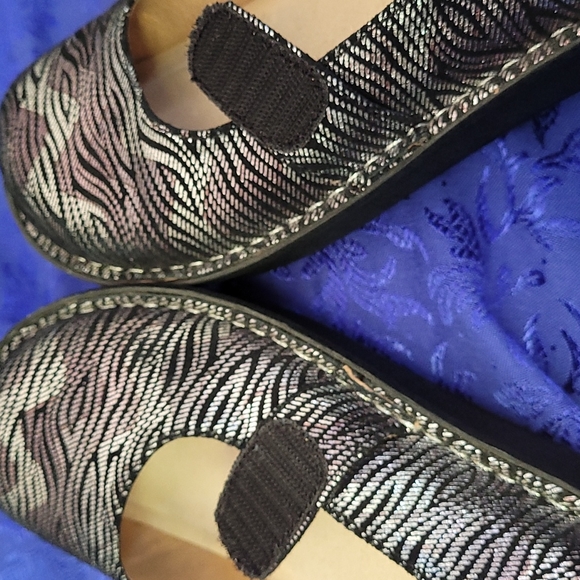 [GUC] Alegria Feliz FEL-345 Purple, Silver, Black Ric-Rac Zebra Print Mary Janes - Picture 12 of 16